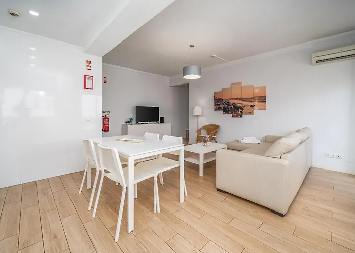 Squash Club Aparthotel 4*